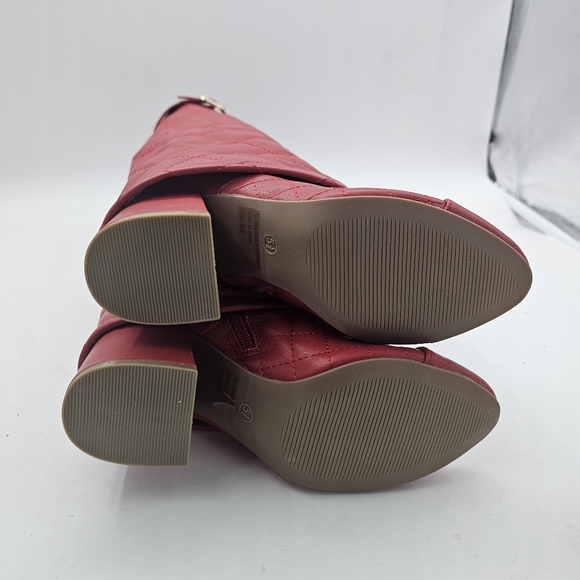 Wild Diva Lounge London Quilted Knee High Boot Red Size 5.5 NWOB - Picture 7 of 10